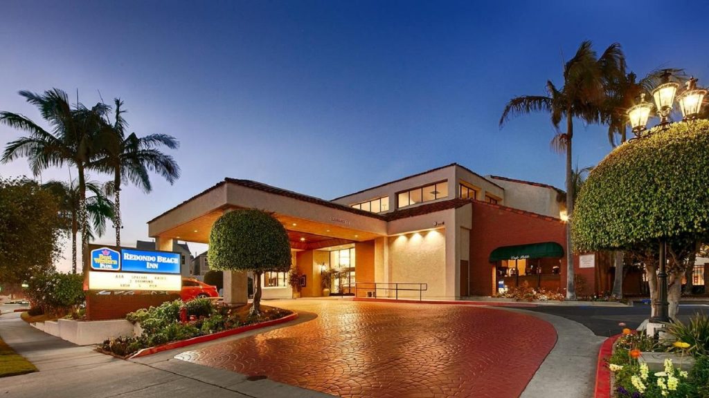 The Best Western Inn is also a conveniently located accommodation for patients of Dr. U's AKN Clinic.